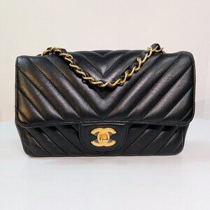 Chanel Black Classic Mini Chevron Quilted Lambskin Flap Bag